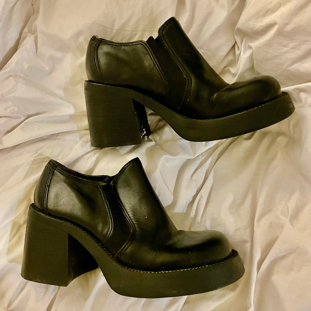 MIA black leather shoe, with a thick sole 1in and chunky heel 3in.